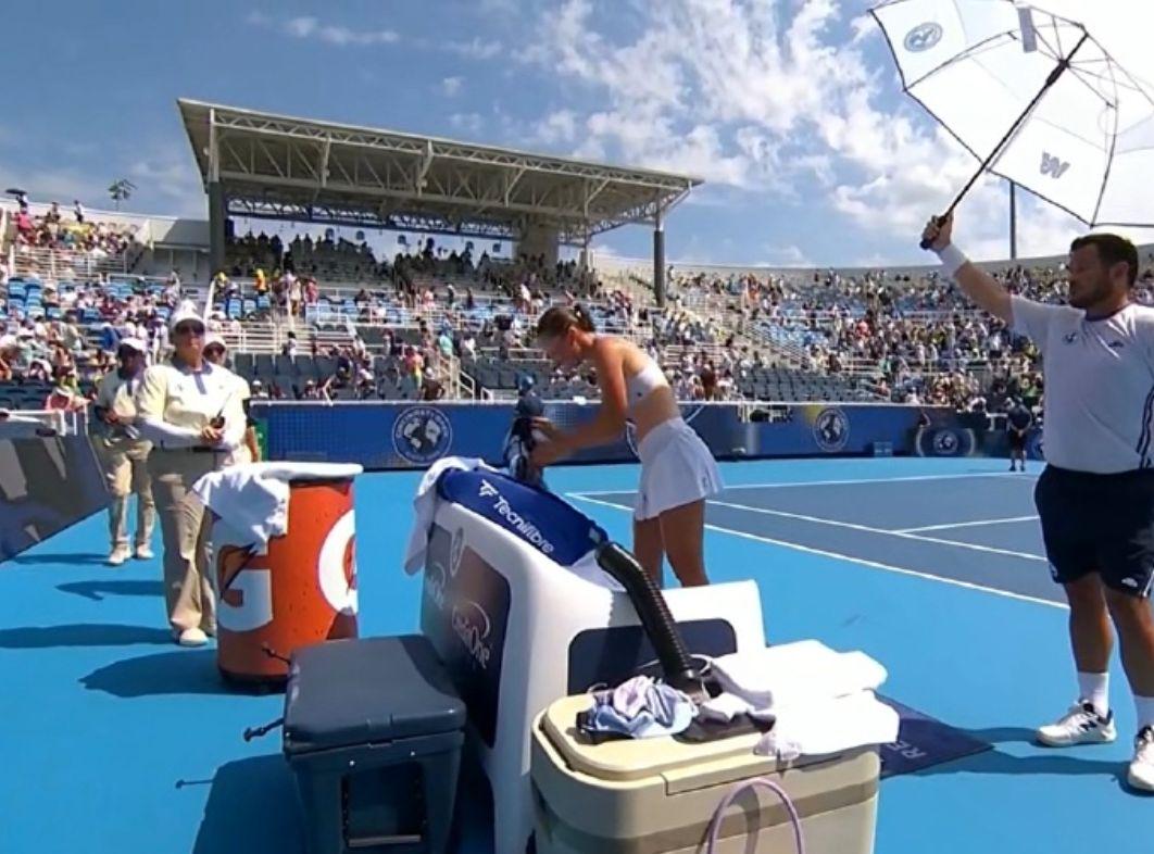 手卡林斯卡, 北京时间